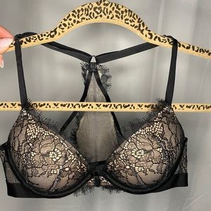Victoria’s Secret bombshell front clasp bra
